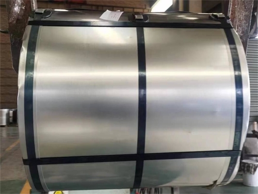 El acero galvanizado sumergido caliente de SGCC arrolla 0.5m m para cubrir las hojas