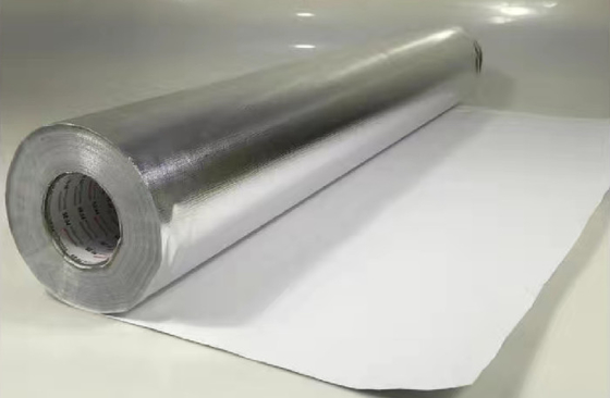 Caliente el papel de aluminio material reflexivo que hace frente a la fibra de vidrio tejida revestida
