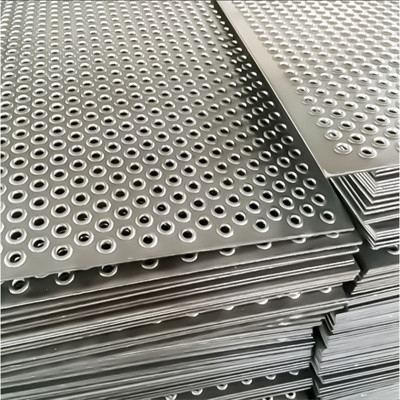 Metal de acero inoxidable Mesh Sheet de la hoja perforada de aluminio de la distancia 6m m del diámetro 3m m