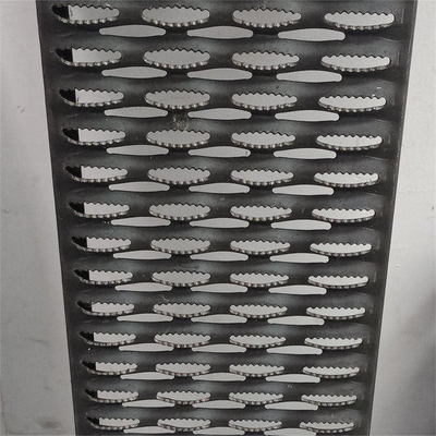 Hojas antis perforadas de la placa de la resbalón de la boca del cocodrilo para la escalera y el piso