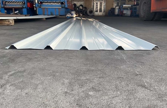 0.6mm de acero corrugado de hoja blanca verde SGCC para las hojas de techado