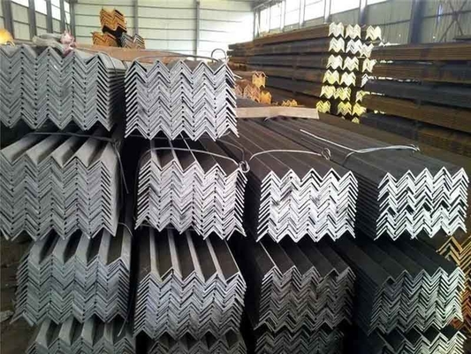 Acero galvanizado en caliente de canal C y barra de ángulo ASTM A36 para techos de almacenes