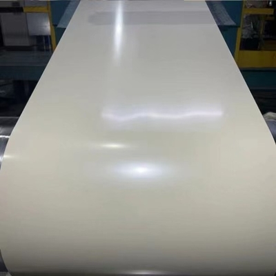 Ancho 600-1250mm Revestimiento de zinc 40-275g bobina de acero galvalume prepintada para materiales de construcción