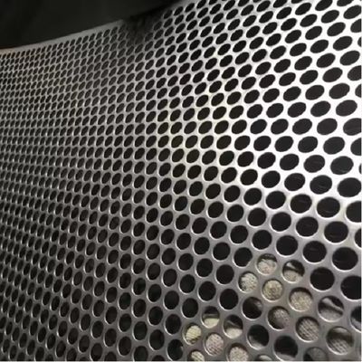 Lámina de metal perforado de acero inoxidable de 1 mm 304 316 para la industria