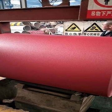 La chapa galvanizada prepintada arrolla el cinc Z30 cubierto