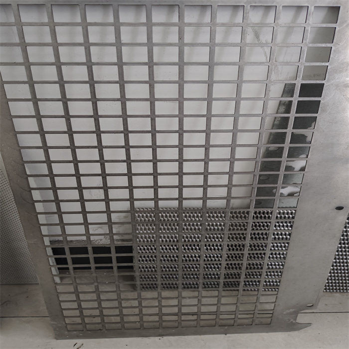 la abertura rectangular del 1cm*2cm galvanizó el metal perforado Mesh For Filtering Equipment