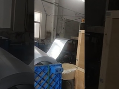 El proceso de producción de la hoja perforada